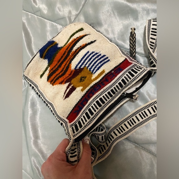 Tribal Woven over the shoulder purse - Picture 7 of 8